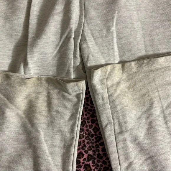 H&M Kids Light Gray Sweatpants - Picture 2 of 5